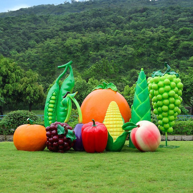 Fruit and vegetable ornaments  - огляд і ціна Gardening Tools Revit